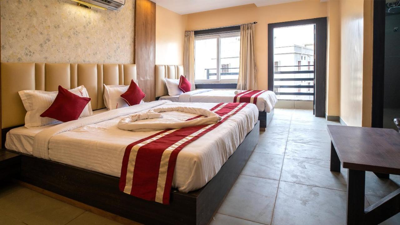N B Sonar Bangla Hotel Kalyani Extérieur photo