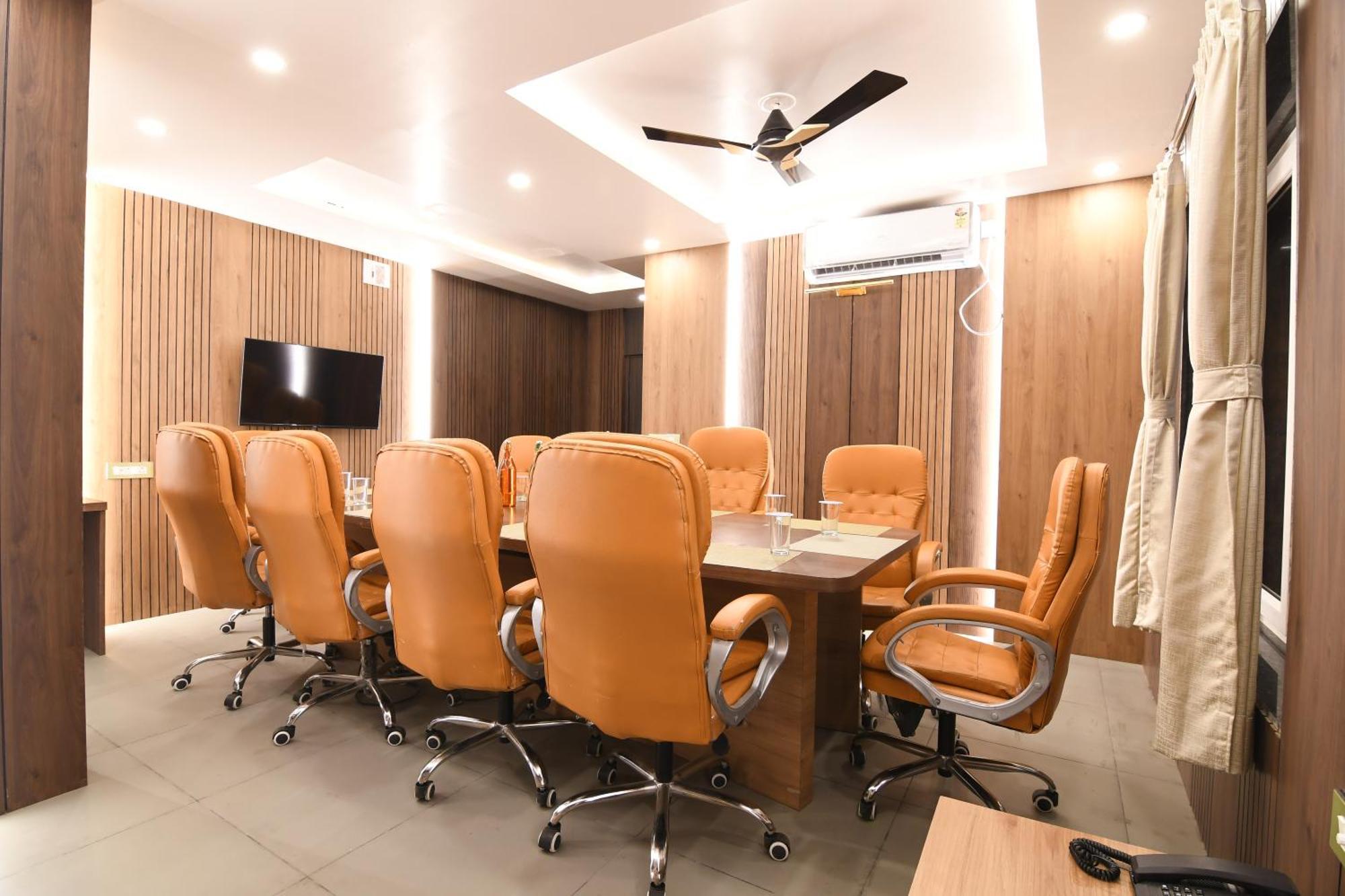 N B Sonar Bangla Hotel Kalyani Extérieur photo