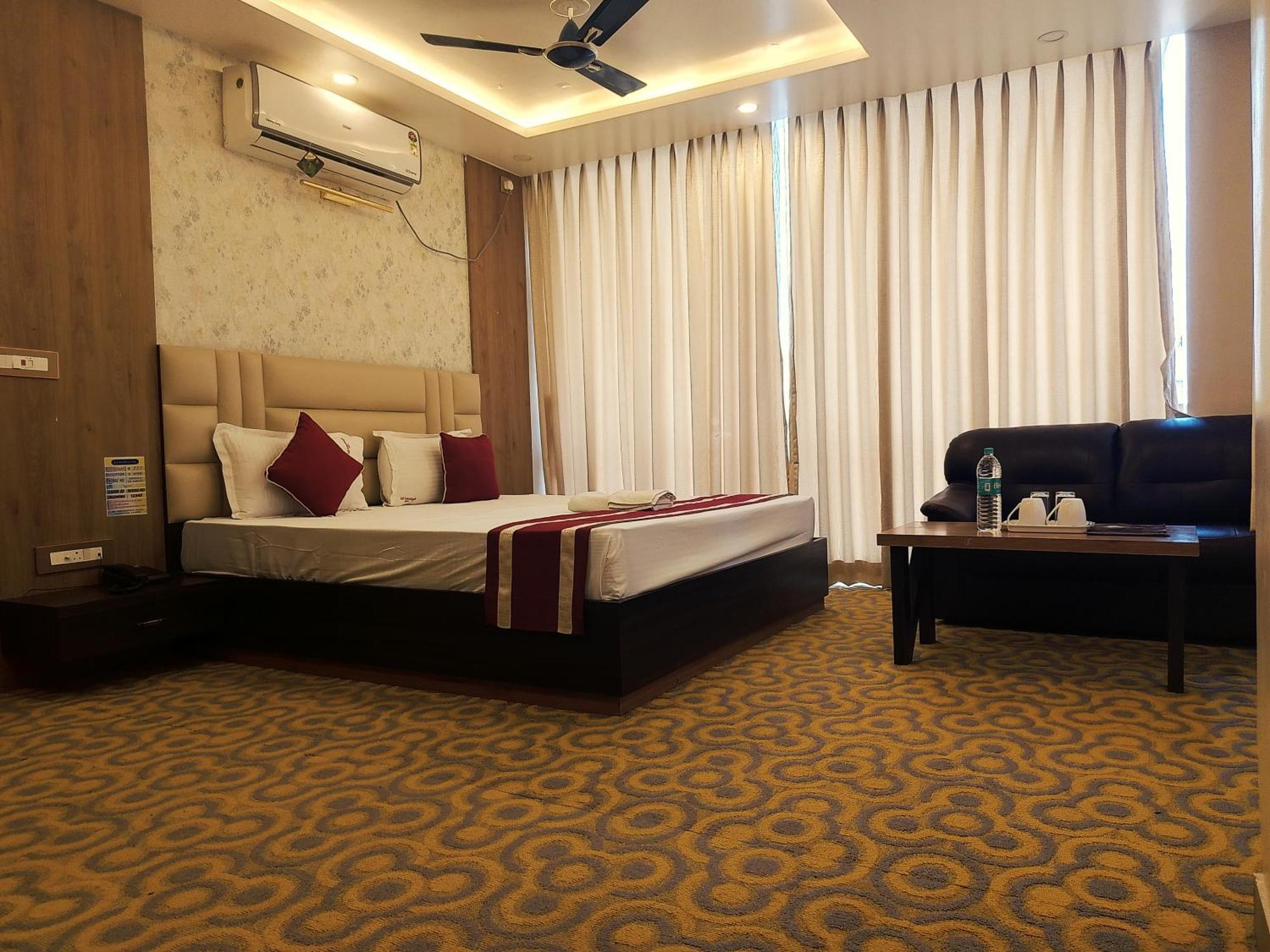 N B Sonar Bangla Hotel Kalyani Extérieur photo
